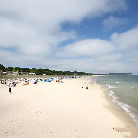 F-1093 Elise 03 Veranda, Gartennutzung