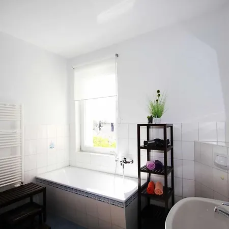 Appartement F-1093 Elise 03 Veranda, Gartennutzung *