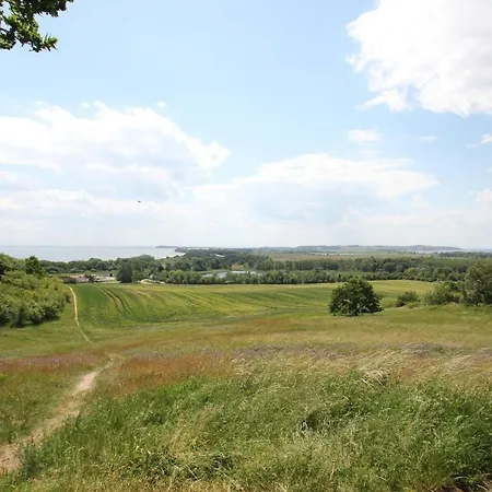 شقة F-1093 Elise 03 Veranda, Gartennutzung غورين