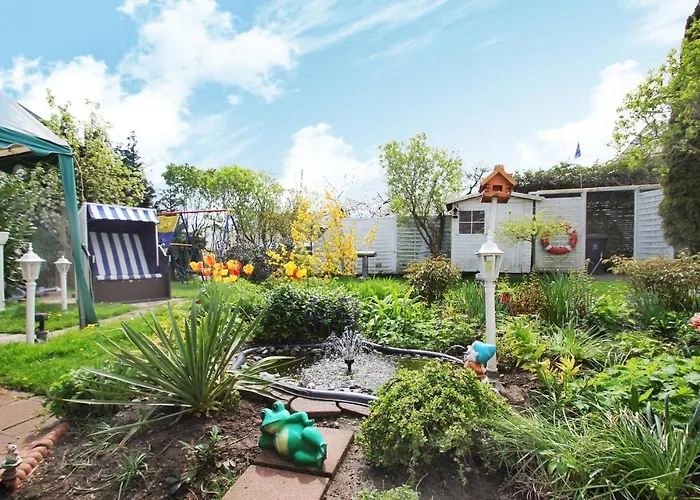 F-1093 Elise 03 Veranda, Gartennutzung Goehren (Ruegen)